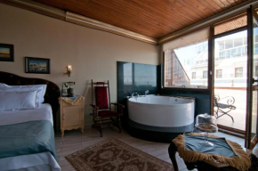 Blue Tuana Suite